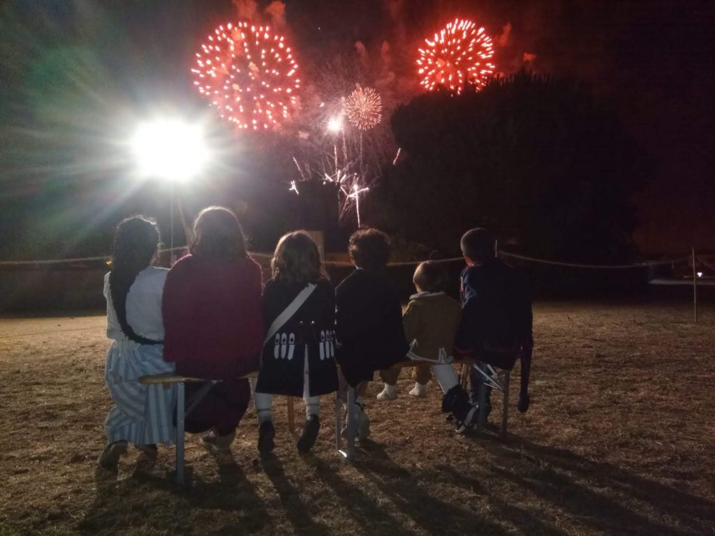 Fuegos artificiales sobre Almeida